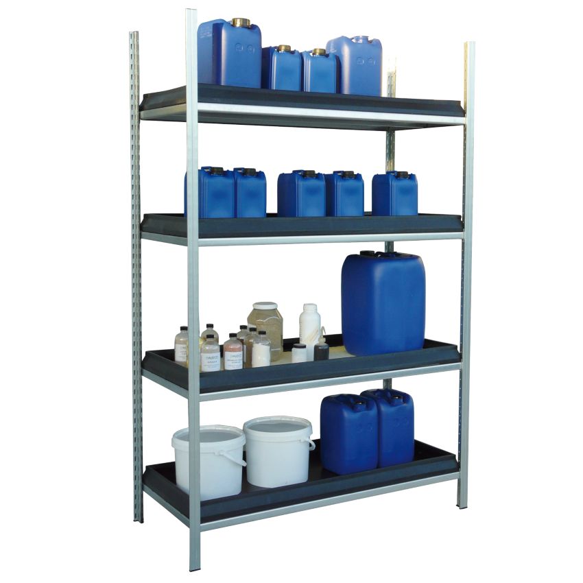 imagen de quimicos en estanteria